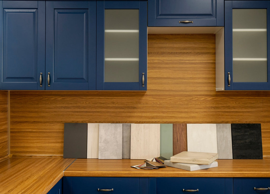 Obscure Glass vs. Frosted Glass for Cabinets: What’s the Difference?